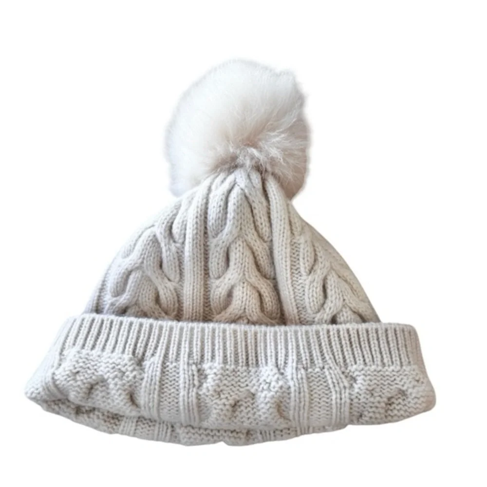 NEW Amicale‎ New York 100% Cashmere Ivory Cable Knit Pom Pom Beanie Winter Hat